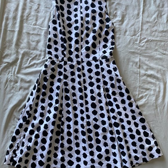 White House Black Market White Polka Dot Dress▪6 - Picture 6 of 6
